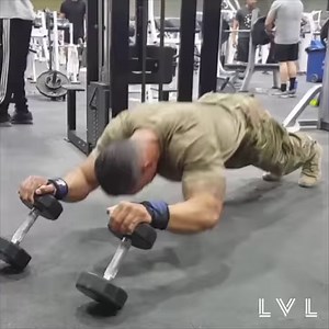 186K views · 1.5K reactions | In awe of this guy's incredible fitness levels  Credit: Diamond-Cut Fitness Come join the Level Fitness Community! | Level Fitness | Facebook