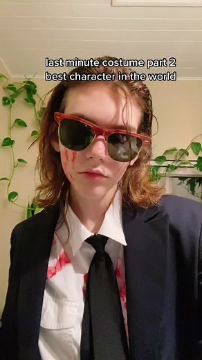 stella (@stellaperry)’s videos with Little Green Bag - The George Baker Selection