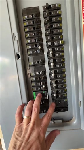 How to wire up a sub panel #wkhk #diy #electricalwiring #thebasementking #electrician #electrical