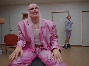 Transforming Lives, One Therapy Session at a Time! 🪑🪑 “Basically the most terrifying group therapy session you can imagine.” - @nprmusic “Fever Ray has long been a masterclass in both musical and visual storytelling“ - @theneedledropnews “Showcases Dreijer’s signature vocal tone and dense, experimental production” - @consequencedaily | Fever Ray