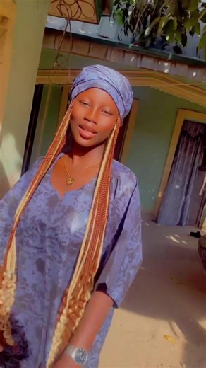 Wedding 😁❤️. Dey call n I ate @vaisa.azaman @Vee 🌸🤍