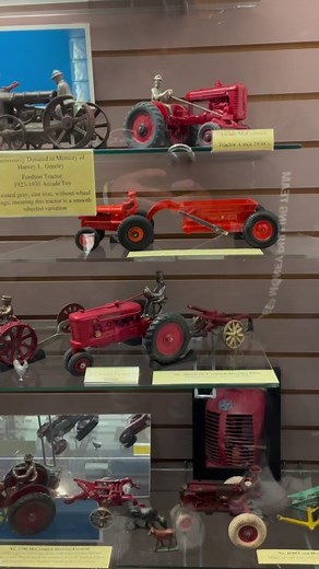 1.8K views | Antique toy tractors!! | Farm Stock Tractor Pullers | Facebook