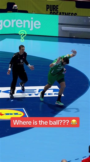 Intriguing Magic Trick with Handball Illusion