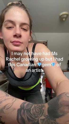 Enjoying Kids' Songs: Ms. Rachel and Raffi