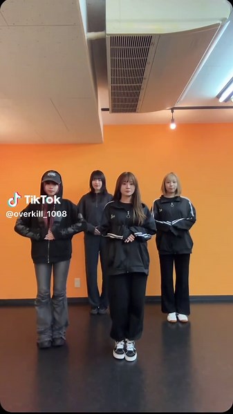 糸巻きまきのアイドルダンス特集