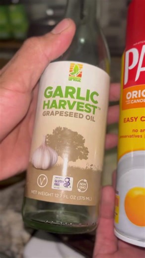 Cauliflower steak and creamy spinach topped with grilled chicken Parmesan cheese and bread crumbs 😋