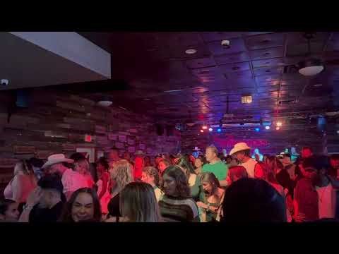 Shivers Line Dance Mashup (DanceBreak 9/15/2025)