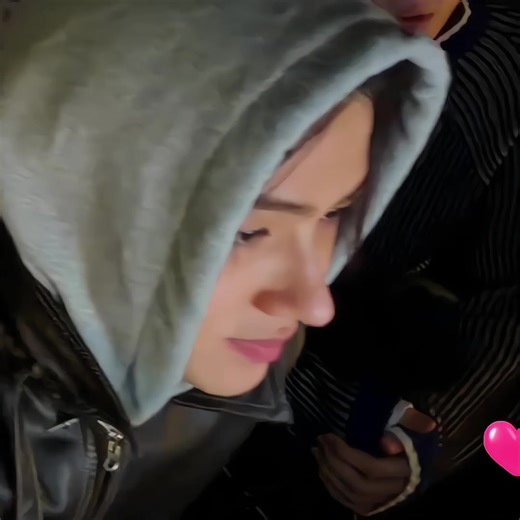 Stylish Leather Jacket Looks Featuring Grey