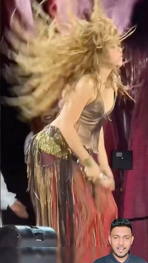 SHAKIRA ❤️💃 Amazing Dance Performance #shakira
