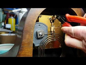 HOW TO REPLACE THE SUSPENSION SPRING ON A CLOCK