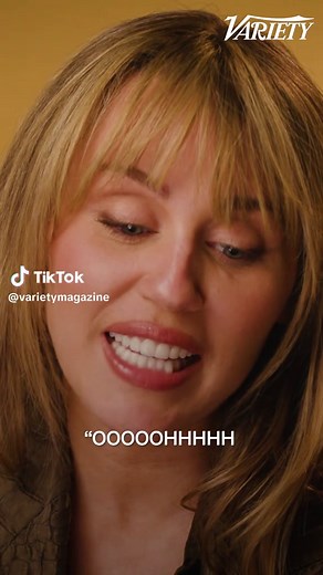 #MileyCyrus performs the iconic #HannahMontana transition songs. Watch the full video on Youtube.com/Variety