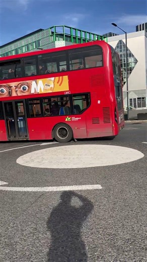 Enviro 400 MMC 422 London bus
