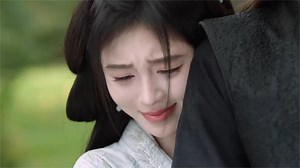 22K views · 536 reactions | The princess fell down the hillside, and the prince cried anxiously 公主跌下山坡，王爷不见公主急的哭出声 | 甜剧星球 | Facebook