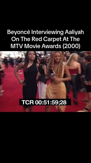 Beyoncé Interviews Aaliyah at MTV Movie Awards 2000