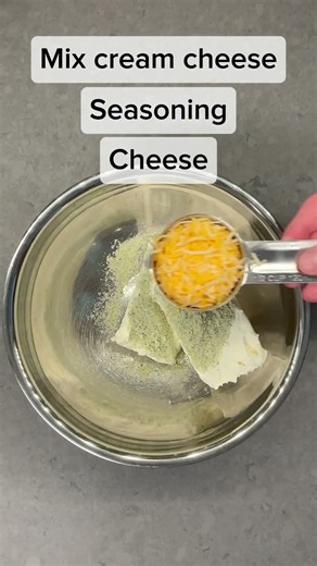 Easy Vegetable Cheese Ball Recipe! #AugasonFarms #Shorts #Recipe #EasyRecipes #emergencypreparedness