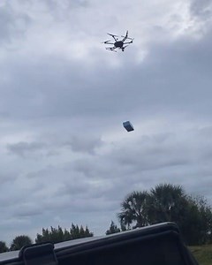 Michael Jordan's new course, The Grove XXIII, delivers drinks by drone. 😳 Learn more about the NBA superstar's exclusive club: http://glfdig.st/wmjH50CE6Dt (📹:Instagram/@Chadilac_FSU) | Golf Digest