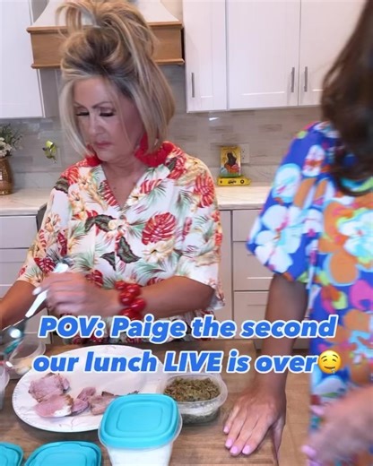The second our live is over, lunchtime it is!👏🏻 Lib can’t get food on the plates quick enough!😜 ▶️ https://libbysboutique.net/collections/new-arrivals | Libby's Boutique