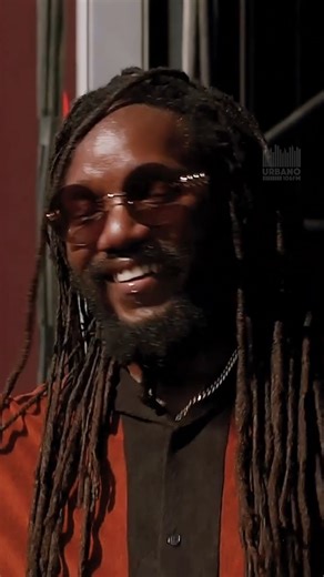 51K views · 3.6K reactions | Ganador del Grammy al mejor album de reggae 2023, Kabaka Pyramid interpretando un clásico de clásicos 'Police in Helicopter' de John Holt, un tema lanzado en 1983 ❤️ #KabakaPyramid #JohnHolt #PoliceinHelicopter #reggaemusic #clasicos #YoEscuchoUrbano | Urbano 106 | Facebook