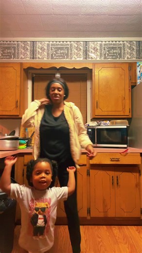 Janaya Carrier (@janaya.carrier2)’s videos with original sound - H3adband🟡