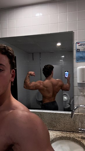 Big Back vs. Itch: The Ultimate Battle