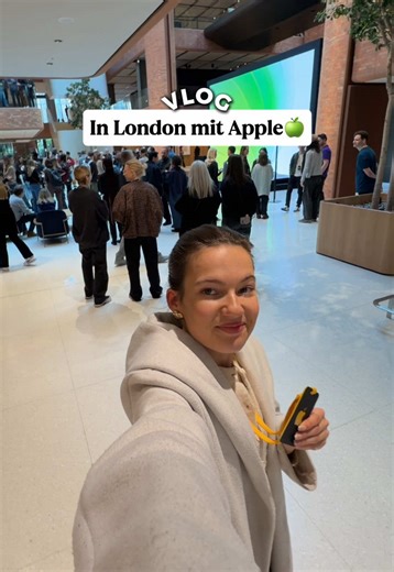 (Werbung) Ich war mit Apple gemeinsam in London um mir die Vorstellung der neuen Produkte anzuschauen - pinch me haha! 👀💌 - Was neu ist: MacBook Neo MacBook Air M5 MacBook Pro mit M5 Pro und M5 Max iPhone 17e iPad Air M4 Studio Display Studio Display XDR - Was findet ihr am spannendsten? Reviews folgen noch! - #apple #macbookneo #vlog #applehacks