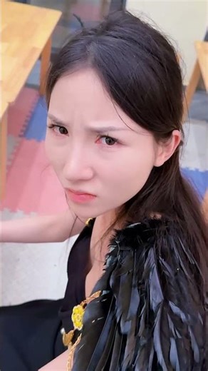 黑天使整蛊白天使反被整。#天使 #小丑 #超人不会飞