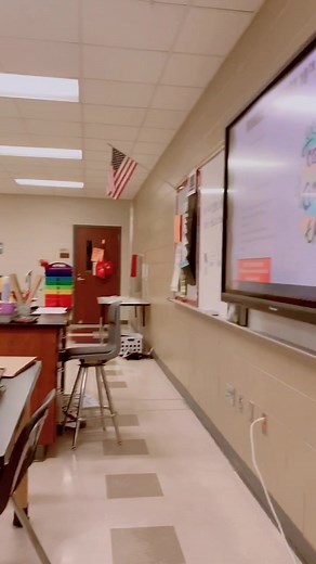 Morning routine of a 9th grade biology teacher ✨ #teachersoftiktok #morningroutine #highschool #teacher #foryoupage #teacherlife #fyp