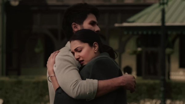 It's not the goodbye that hurts, but the flashbacks that follows. | Shree