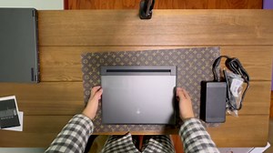 外星人 alienware m16 美行 伪开箱（附带rog幻16翻转版尺寸对比）