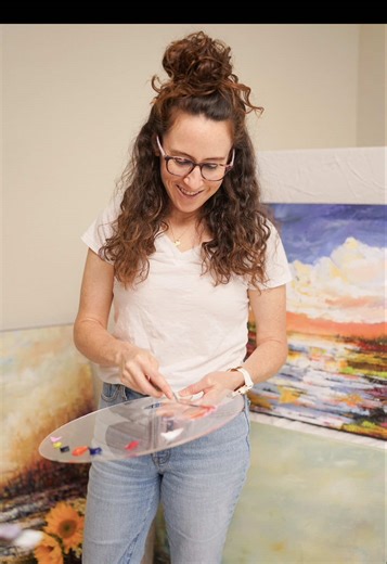 Hello from the San Francisco Bay Area! Where are you from? Say hi below. ⬇️🫶🏻😊