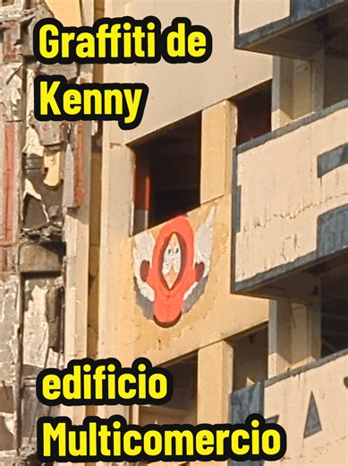 Graffiti de Kenny South Park en edificio Multicomercio Guayaquil