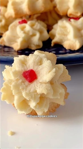 Easy eggless swirl cookies recipe | bakery-style butter cookies at home