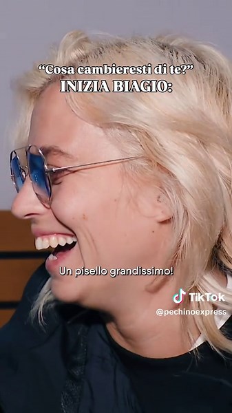 AMIAMO TUTTO QUESTO ❤️😂 #PECHINOEXPRESS - L’Estremo Oriente ogni giovedì alle 21:15 in esclusiva su @Sky Italia e in streaming solo su @NOW #BanijayItalia #davedere