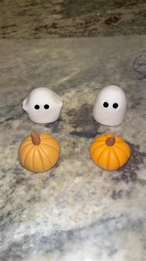 meant to post this before halloween was over… anyways this craft was super easy and cute! 👻🎃 #model magic #halloween #fallcrafts #diy
