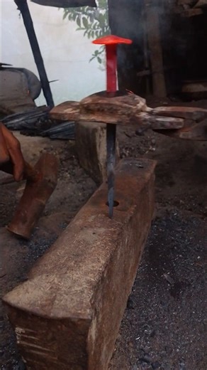 "Iron Craftsmanship: A Glimpse into the Blacksmith's World!"#blacksmithwork #shortvideos