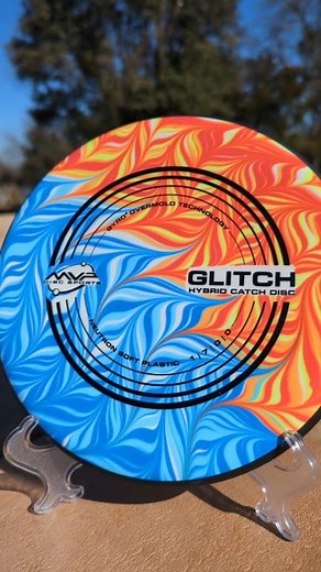 Fire 🔥 and ice 🧊 lotion swipe reveal on an MVP Glitch 🌊 #discgolf #discgolfart #discdye #dyesbyredd #art | Dyes By Redd