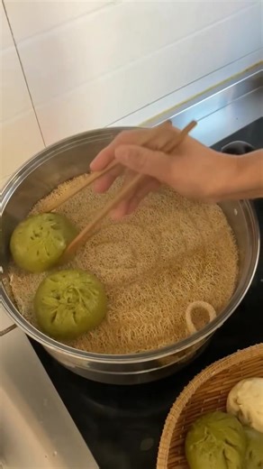 826K views · 8.9K reactions | Luffa sponge is very important ooooo, it has so many benefits | Shadrack Agyekum | Facebook