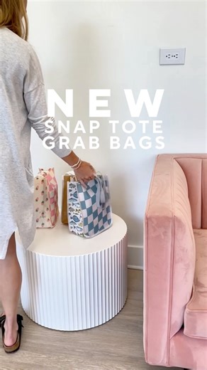 29 reactions | NEW Snap Totes! 拾 Our best selling Grab Bags are BACK, and better than ever!   Summer Grab Bags + Littles Grab Bags ✨ Featuring 3 NEW Snap Tote prints you’re going to love!  Over $132 in retail value, yours for just $39.99  Use code JUNE, today only! Which new print is your favorite? Grab yours before they’re gone! | Ryan & Rose | Facebook