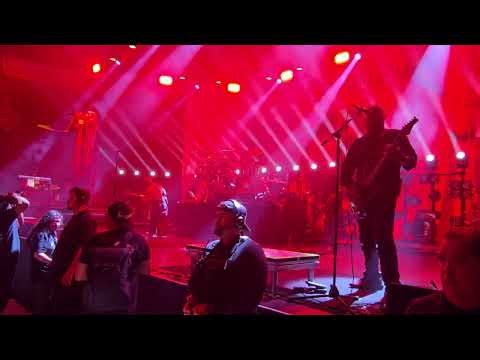 Mudvayne "Dig" LIVE