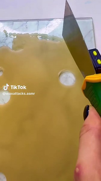 Ultimate cheesy wax Scrapping ASMR Experience, relax and sleepy 😴 #waxscrapping #waxpeeling #scratchingasmr #satisfying #asmrsounds