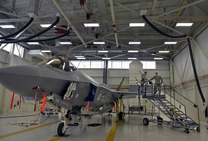 America's Military Can’t Repair Its Own $1.7 Trillion Jet