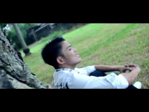 Wag mo akong iiwan - Flickt One (Official Music Video)