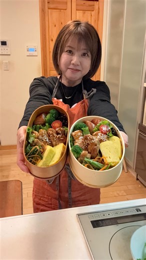 ユミィの毎日ごはん on Instagram: "おはようございます☀️ ひっさしぶりのお弁当ライブでしたー🙌🏻 作ったのは鶏の照り焼き、卵焼き、小松菜と人参の柚子胡椒ナムル、ウインナーのyummyケチャップ炒め、ブロッコリー🥦︎ 詰めるとこまでできなくてごめんなさい🙏🏻 久しぶりにおしゃべりしながらのお弁当ライブ楽しかったです🎶 朝の忙しい時間に来てくれた方、コメントもたくさんありがとうございました✨️ アーカイブ見てくれる方も本当にありがとうございます❤️ 今週もがんばってこーね😊 #お弁当ライブ #料理ライブ #お弁当づくり"