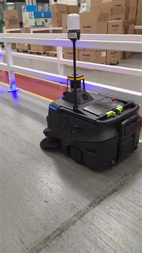 🚀 Pudu MT1 Max in Action – Warehouse Cleaning Made Smarter!