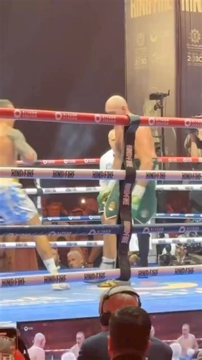 VIDEO: Moment Oleksandr Usyk almost Knockout Tyson Fury in the 9th round... Usyk won by Split decision. . Follow Fight Gist Media for more updates. . #FuryUsyk | Fight Gist Media
