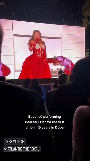 Beyoncé Live Performance of Beautiful Liar in Dubai