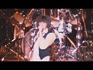 Def Leppard - Live at Warnors Theatre, Fresno, California, USA (1980)