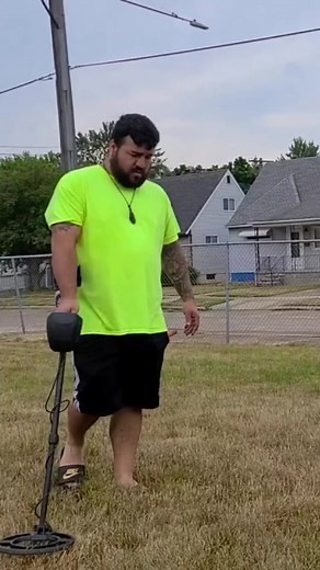 Rings for days found Metal Detecting in Detroit 🔥 #metaldetecting #rings #magnetfishing #ricomaxmetaldetector #silver #Detroit #michigan #rain #reels #happy #family #love #viral #viralfb #funny #amazing #fypシ゚ | Senan Stanley Fishing