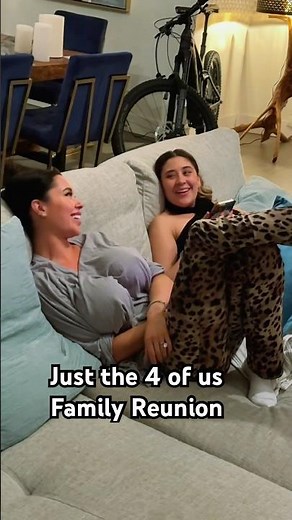 2 big sisters and my little sister #music #couple #funny #funnymoment #besties #craziest #biglaughs