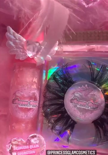 So adorable 💕💕💕#princess #princessglamcosmetics #smallbusiness #smallbusinesscheck #princessmakeup #princesscore